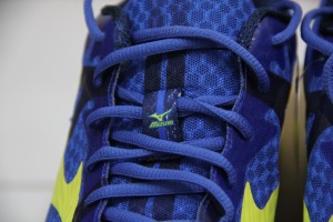 Mizuno Wave Rider 17 - Laces